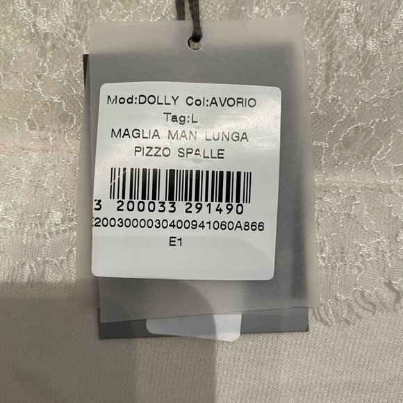 Knit & Lace - Picture 2 of 4